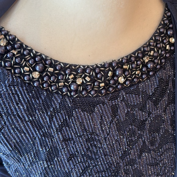 Woman’s dress - Picture 6 of 6